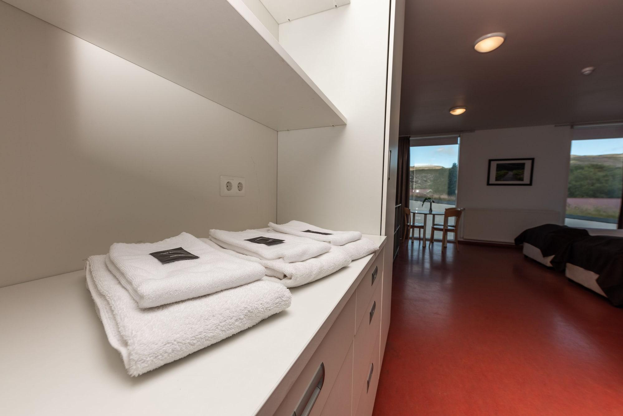 Hotel Bifroest Buitenkant foto
