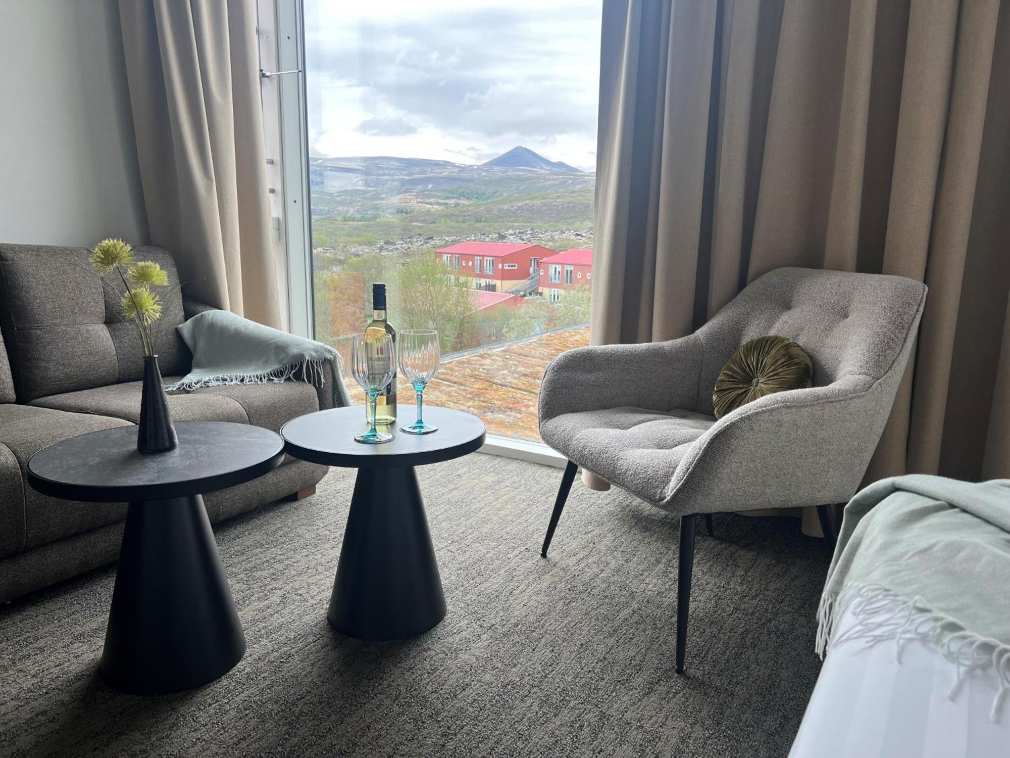 Hotel Bifroest Buitenkant foto