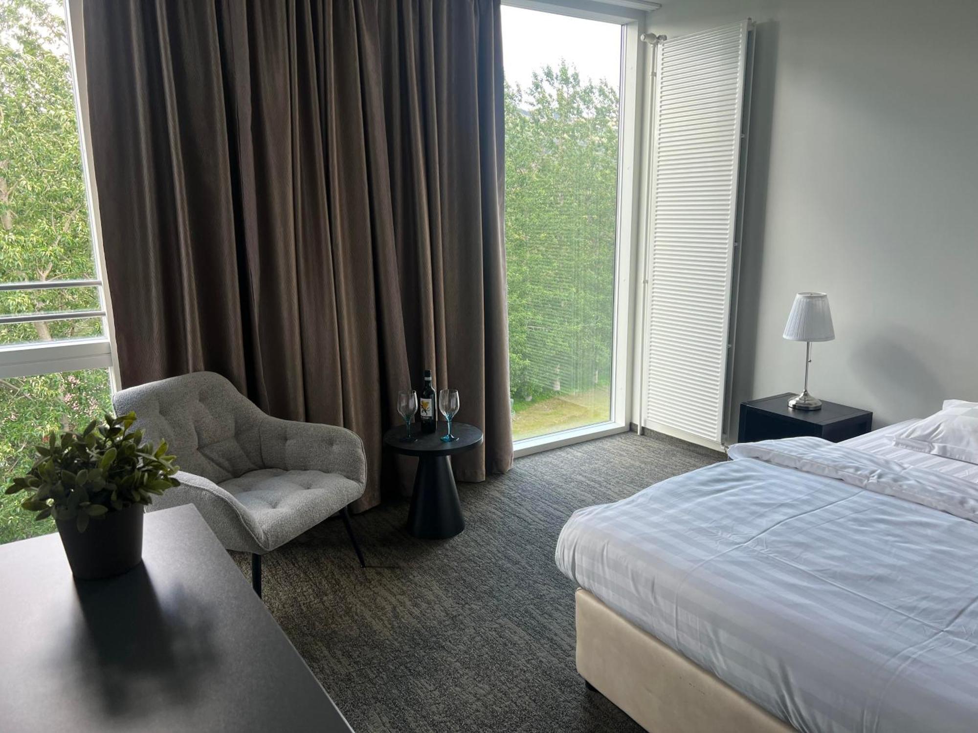 Hotel Bifroest Buitenkant foto